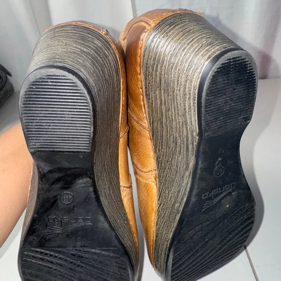 Women's Dansko Veronica Bootie brown leather ankle boots Size 40EU/ 9.5-10 US - Picture 10 of 12